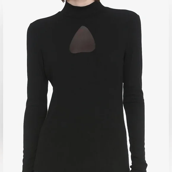 NWT Hot Topic Size 3X Black Planchette Cutout Mock Neck Long-Sleeve Top - Picture 1 of 7